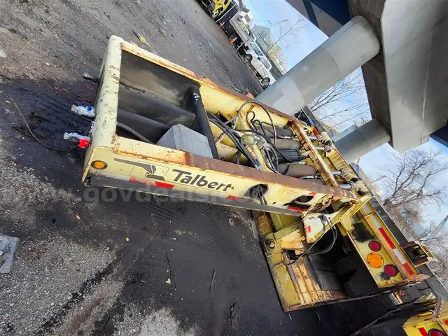 1995 Etnyre Lowbed Trailer