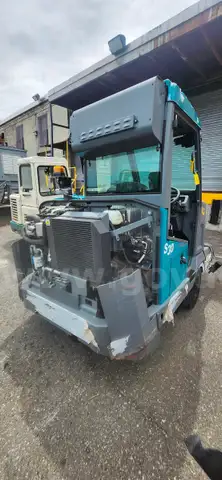2019 Tennant S30 Sweeper