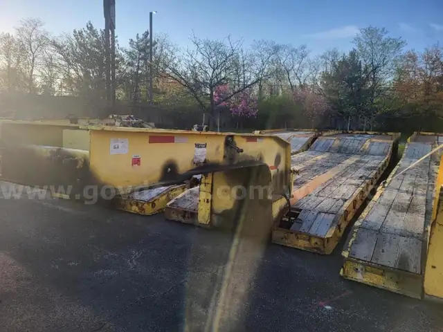 1995 Etnyre Lowbed Trailer