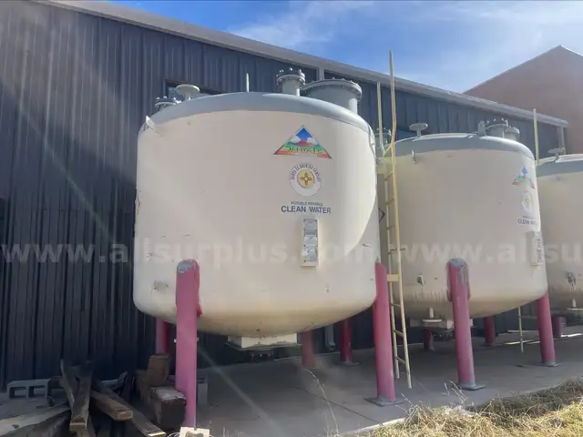 2 Ea. 3,000 gallon Stainless Steel Tank