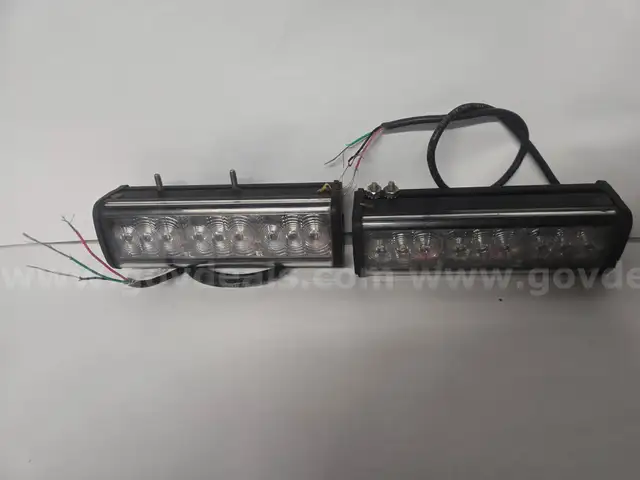 FEDERAL SIGNAL CUDA TRIOPTIC 351012 PAIR OF 2 RED