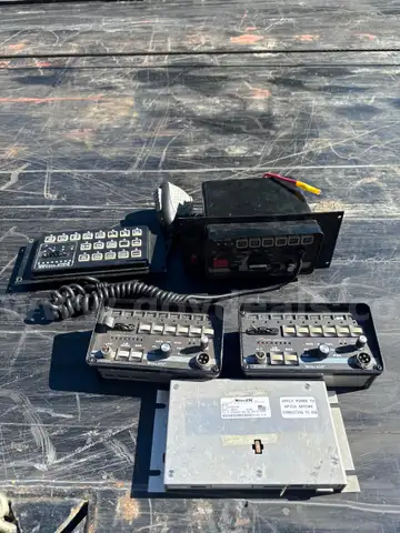 Miscellaneous lot of Whelen siren and control heads