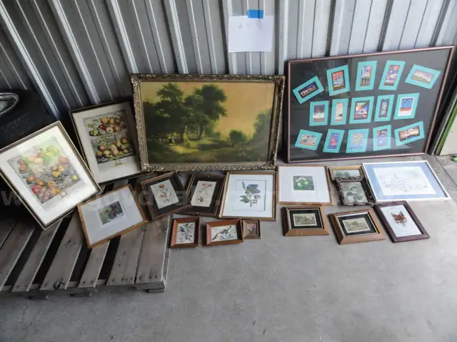 Lot of assorted paintings, prints, and other artwork (LOT #4)