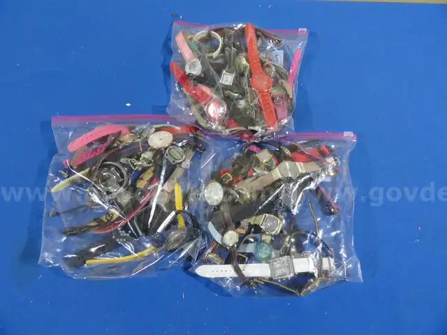 Assorted Watches (3.13 lbs)
