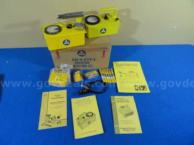 CD V-777-1 Radiation Detection Set Civil Defense Cold War Geiger Counter