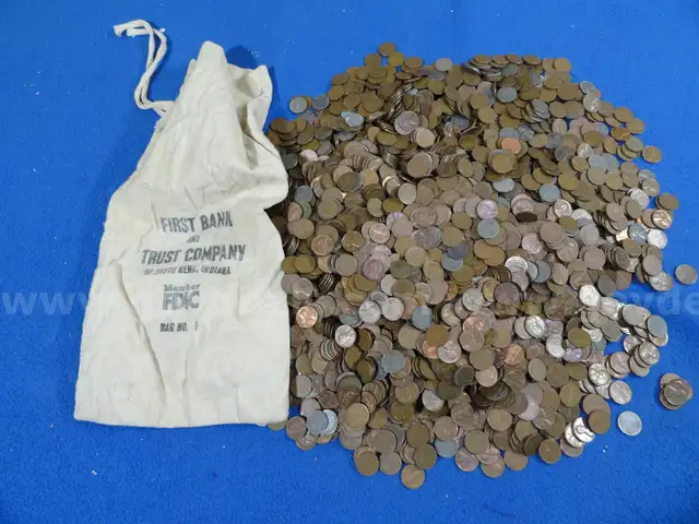 3,350~ Pre-1982 Lincoln Cent Pennies (23 lbs) - (Wheats & Memorials)