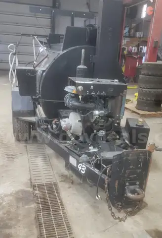 Stepp SMT-400 Tack Oiler Trailer