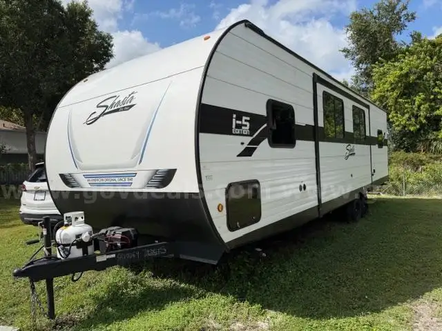 2025 SHASTA OASIS i-5 EDITION SST530QB 35&#x2019; TRAVEL TRAILER,