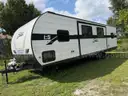 2025 SHASTA OASIS i-5 EDITION SST530QB 35&#x2019; TRAVEL TRAILER,