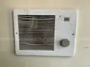 COACH CRAFT SPLICE ENCLOSED TRAILER W/ CUMMINS ONAN P4500I DIGITAL INVERTER GENERATOR