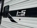 2025 SHASTA OASIS i-5 EDITION SST530QB 35’ TRAVEL TRAILER,