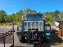 1995 International 2554 w/ Torwell Sander