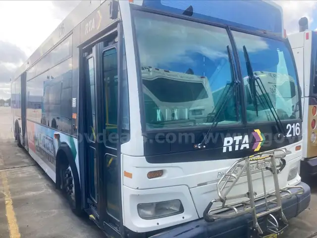 2010 40 foot bus