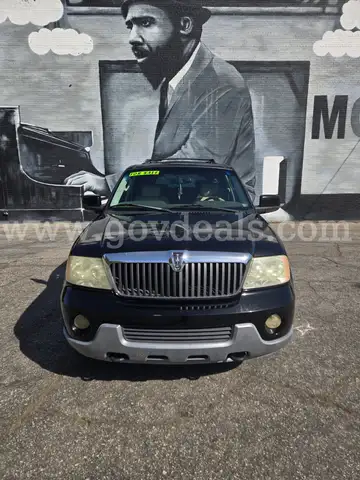 2004 Lincoln Navigator