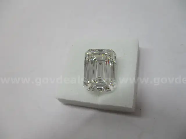 4.61 carat Emerald Cut  Brilliant Lab Grown Diamond with IGI Report