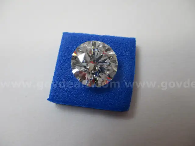 2.36 carat Round Brilliant Lab Diamond with IGI Report