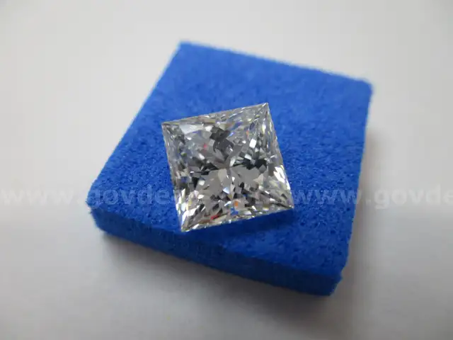 1.56 carat Princess Brilliant Cut Lab Diamond with IGI Report