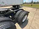 2006 Freightliner Columbia 112 T/A Day Cab Truck Tractor