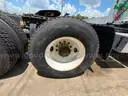 2006 Freightliner Columbia 112 T/A Day Cab Truck Tractor