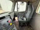 2006 Freightliner Columbia 112 T/A Day Cab Truck Tractor