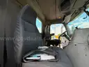 2006 Freightliner Columbia 112 T/A Day Cab Truck Tractor