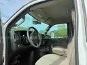 2017 Chevrolet Super Express 3500 Box Truck