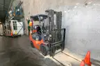 2004 Toyota 7FGCU25 Pneumatic Tire Forklift