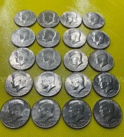 (20) 1776-1976 BICENTENNIAL CIRCULATED CLAD KENNEDY HALF DOLLARS FREE SHIPPING (USA ONLY) L2