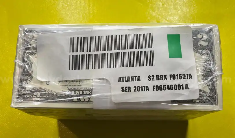 (1000) CRISP 2017A UNCIRCULATED SEALED BRICK $2 DOLLAR BILLS IN SEQUENTIAL ORDER FREE SHIPPING (USA ONLY)