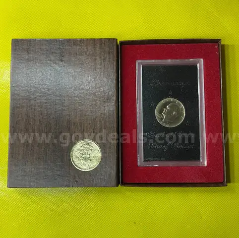 1974-S (40%) SILVER PROOF IKE DOLLAR FREE SHIPPING (USA ONLY)