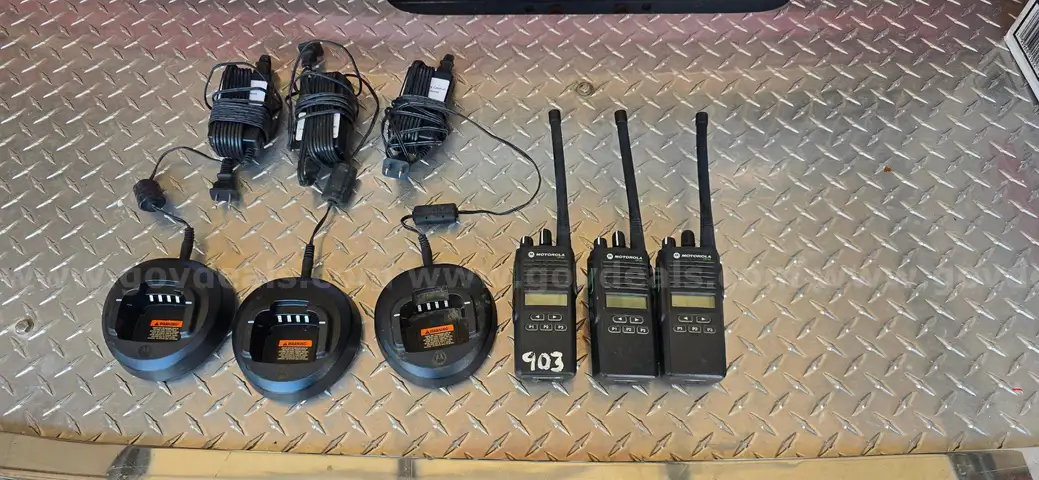 Motorola CP185 VHF