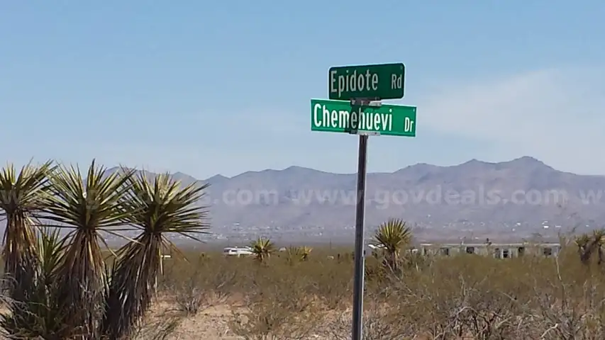 Marvelous Muscovite for 20% down 2+ Acres in Arizona w Mountain Views.  Great Location and Easy Access.
