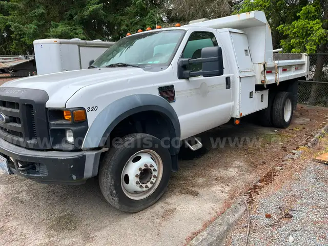 2008 Ford F-550 - BAD ENGINE / MUST TOW AWAY