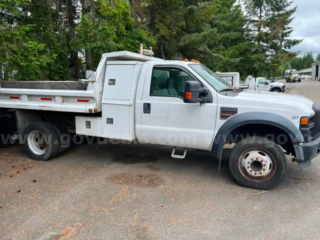 2009 Ford F-550 - BAD ENGINE / MUST TOW AWAY