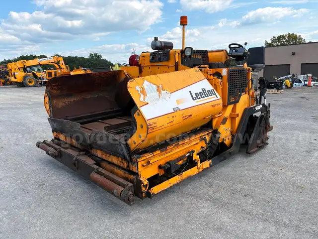 2009 Leeboy 8515 Paver