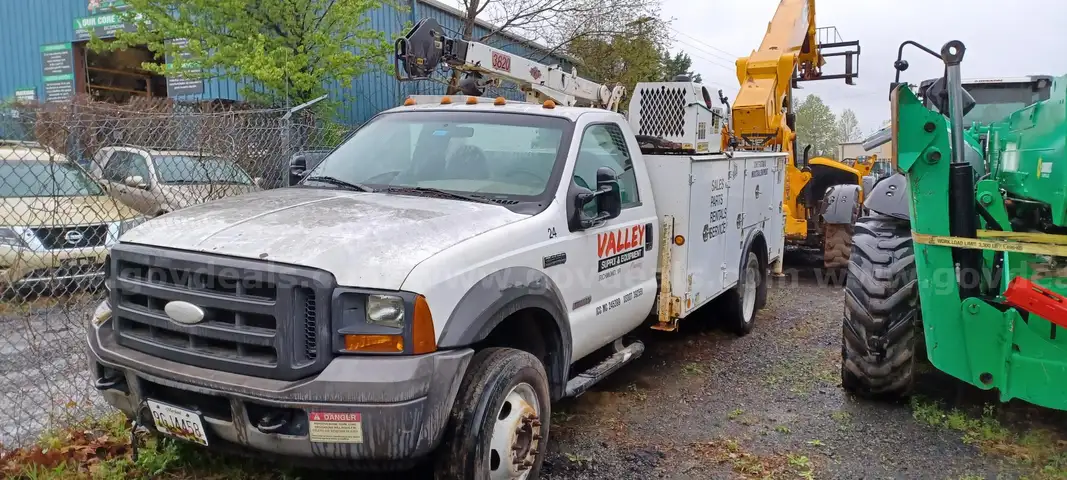 2005 FFF0 SERVICE TRUCK