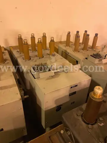 GENERAL ELECTRIC MAGNE-BLAST CIRCUIT BREAKER TYPE AM-2 4/4 16-150/250-3