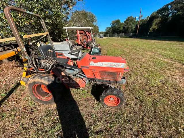 Kubota Tractor B1750 with sickle attachment and  4 Tillers