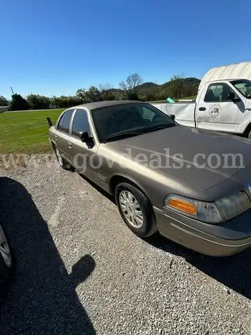 2005 Ford Crown Victoria