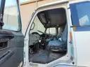 2010 UD UD3300 Chassis Schwarze A7 Tornado Street Sweeper