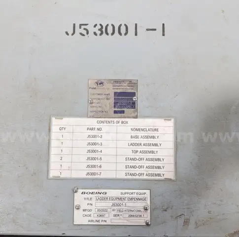 LADDER EQUIPMENT &#x2013; EMPENNAGE ACCESS, VERTICAL FIN