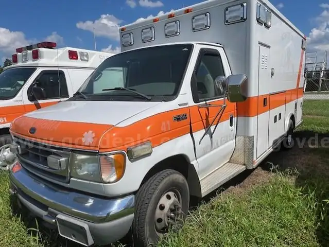 2002 Ford Econoline Ambulance
