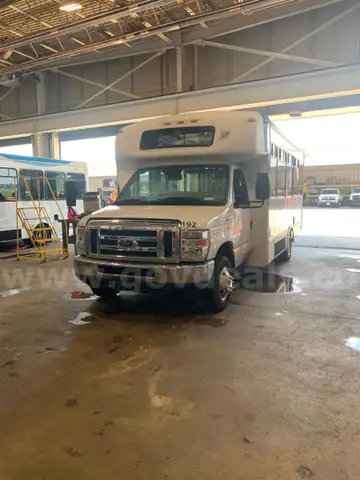 2019 Ford Econoline Shuttle Bus