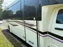 2013 Dodge Ram 5500 Luxury Bus - 28 passenger w/luggage