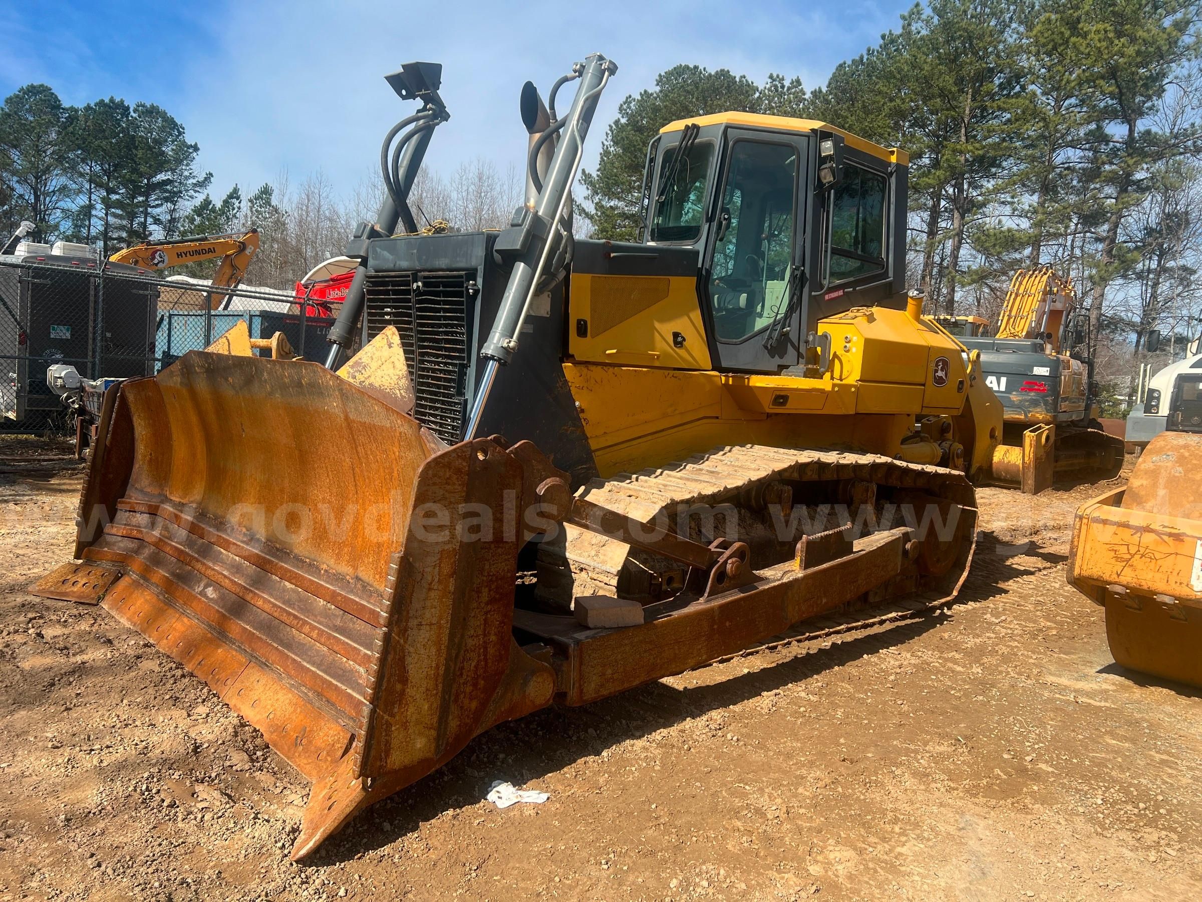 Photo of a 2009 John Deere 950J