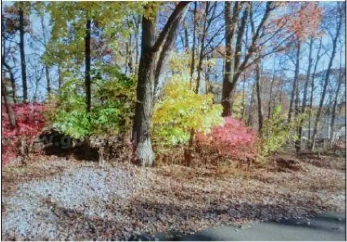 0.4 Acre Vacant Lot in Fairfield County at 4 Hayestown Heights, Danbury CT 06810