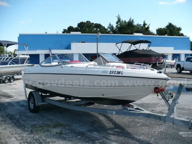 2006 Stingray 195 LS, 4.3 V6 Inboard with Trailer * NO RESERVE*