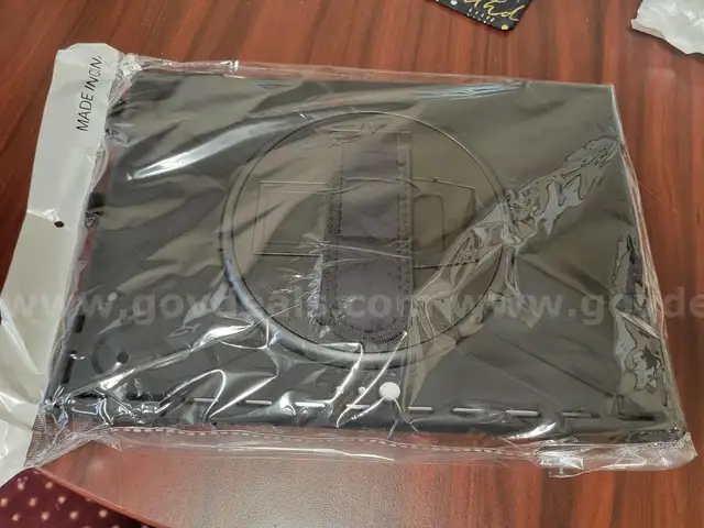 LOT of 15 Tablet Cases + 14 Screen Protectors   NEW!!!