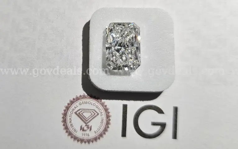 6.77 Ct.Radiant Brilliant Diamond VS1 Certified