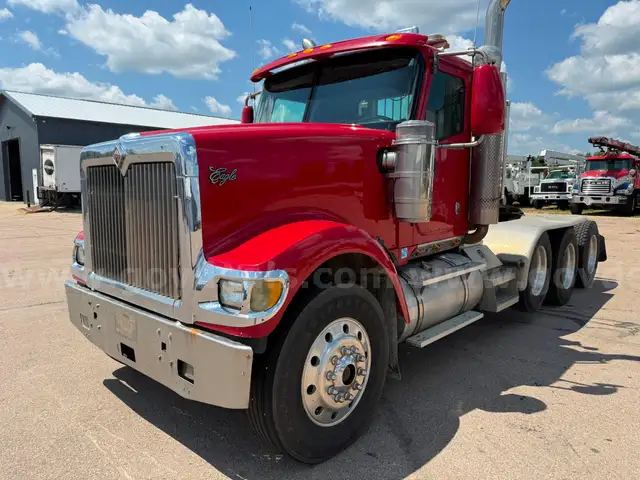2004 International 9900i